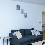 Guerneville 1 Bedroom Luxury Apartment Royal Wharf By Excel Exhibition Centre